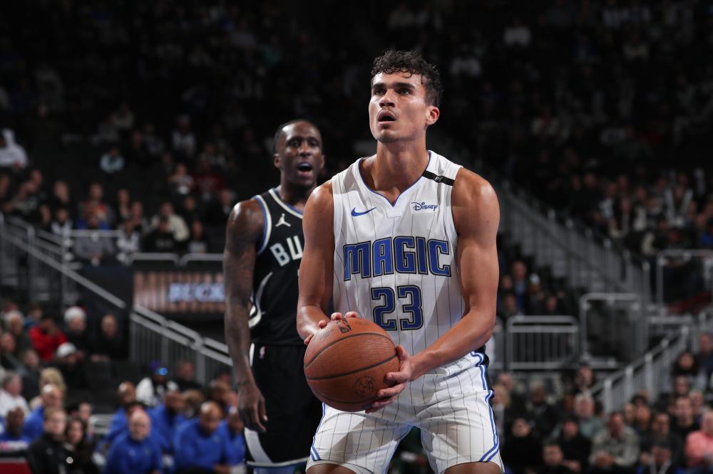 黄潜和科莫 黄潜和科莫